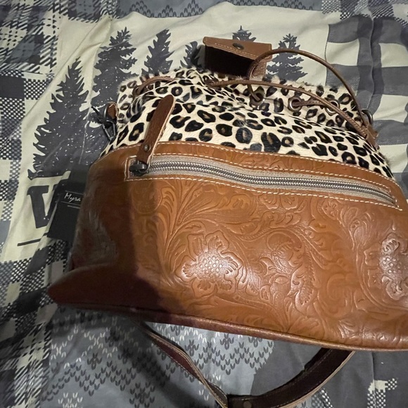 Myra bag with drawstring closure and an adjustable strap. New with tags - Picture 2 of 7